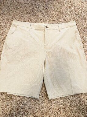 RVCA Men's Tan Hybrid Performance Shorts Size 38 Stretch Casual Golf Chino